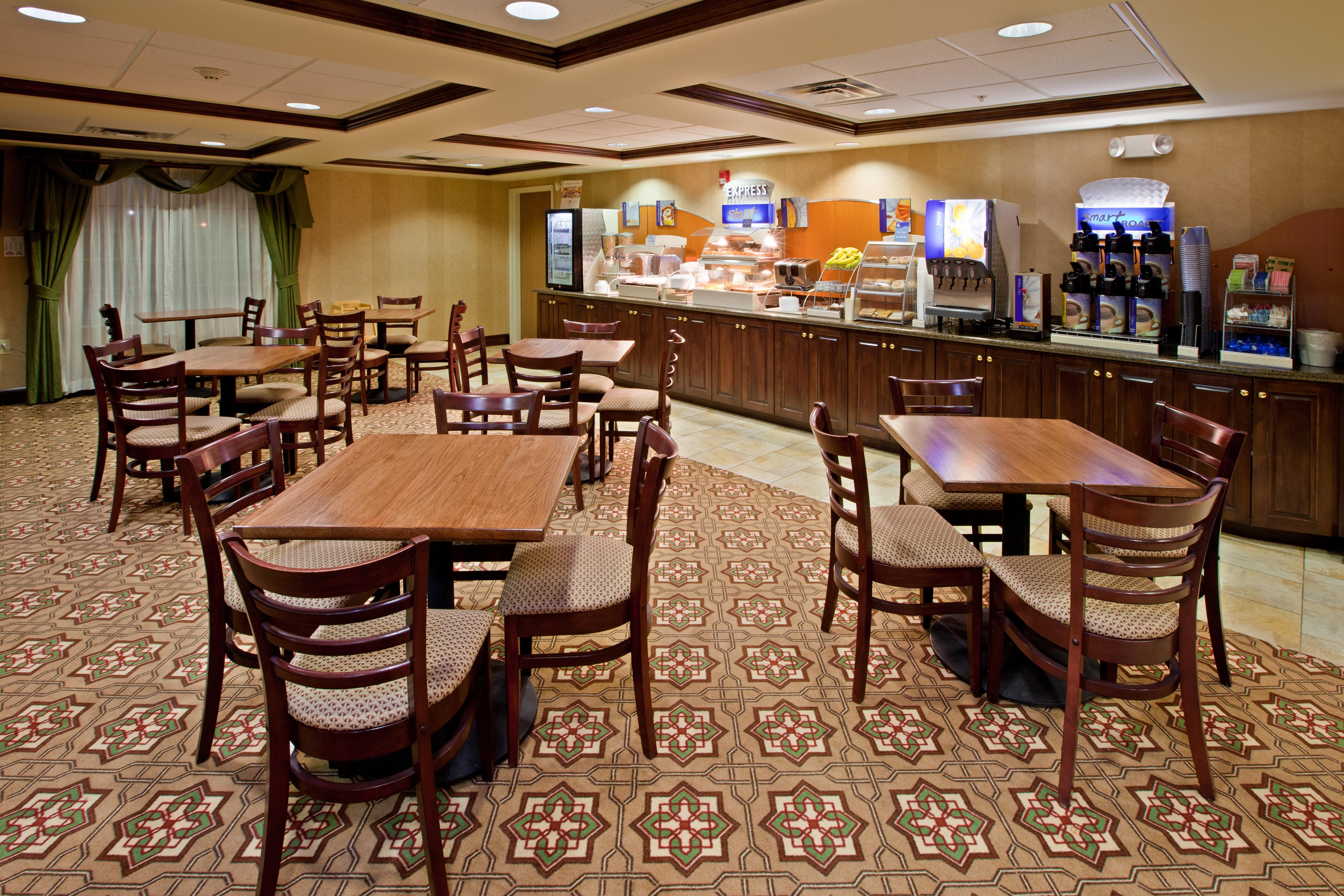Holiday Inn Express Lebanon By Ihg Dış mekan fotoğraf
